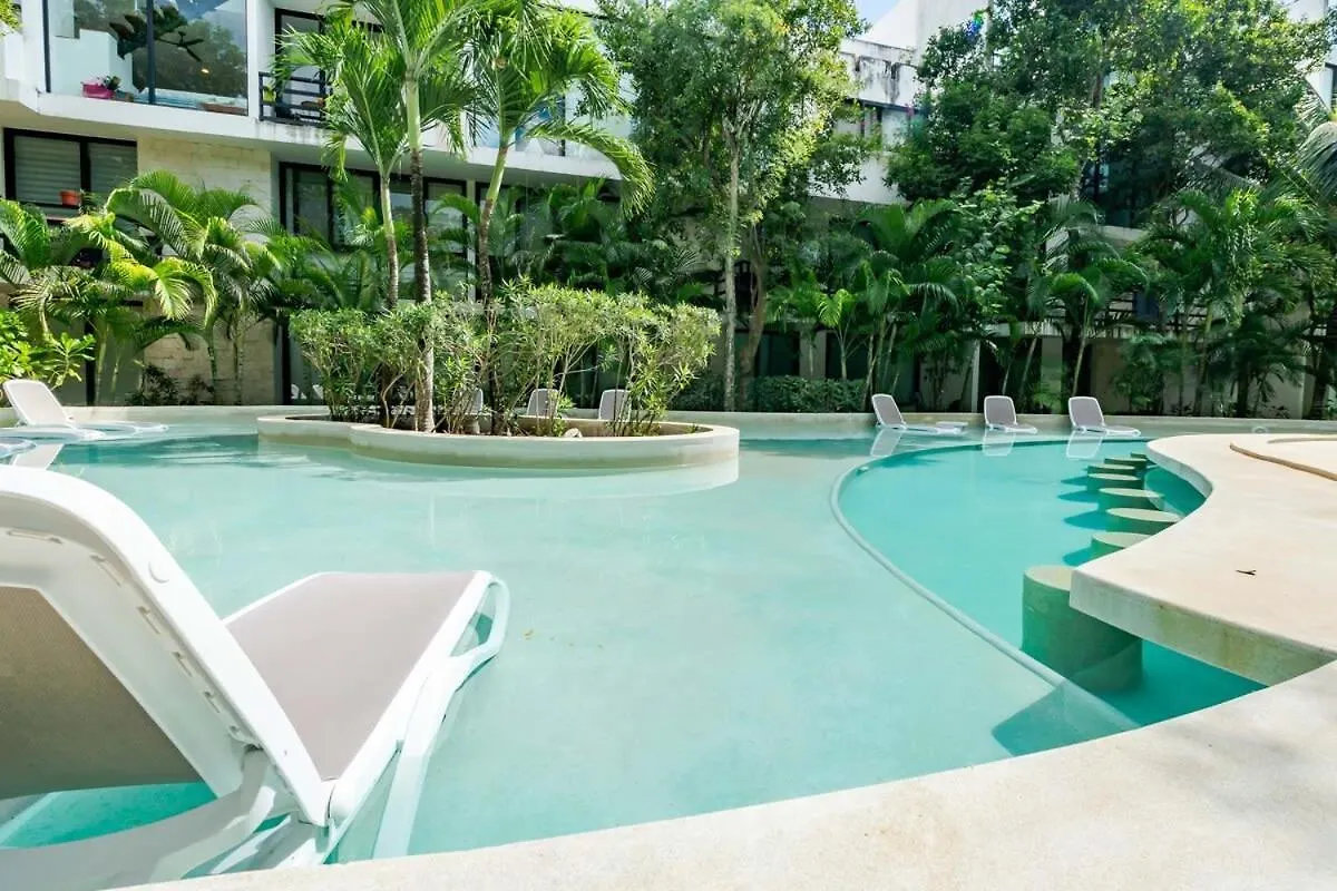 Luxe 1-Br Condo In Bahia Principe - Multiple Pools Akumal