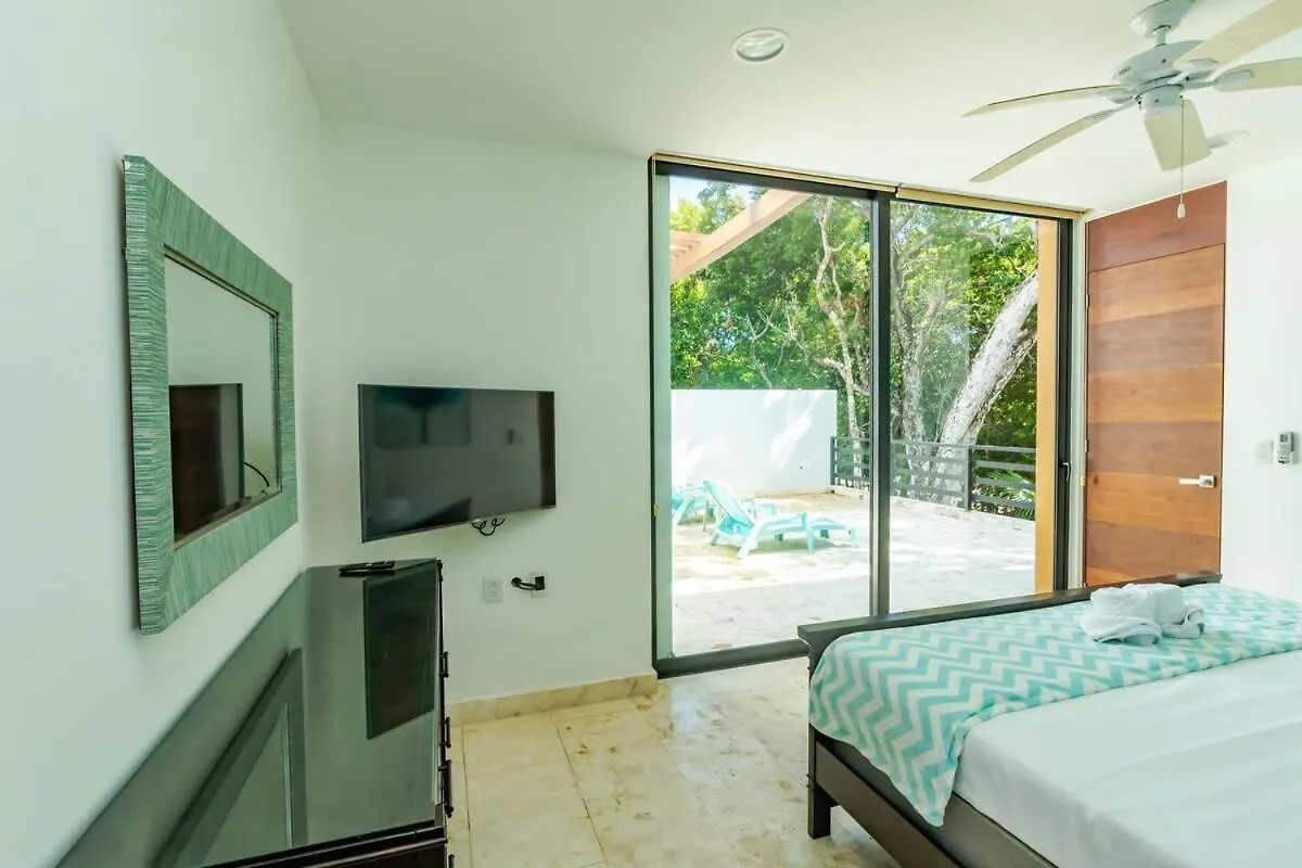 Luxe 1-Br Condo In Bahia Principe - Multiple Pools Akumal 0*,  Meksyk