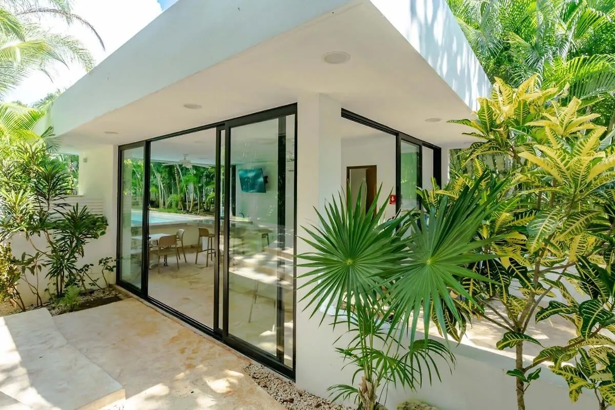 Luxe 1-Br Condo In Bahia Principe - Multiple Pools Akumal 0*,  Meksyk